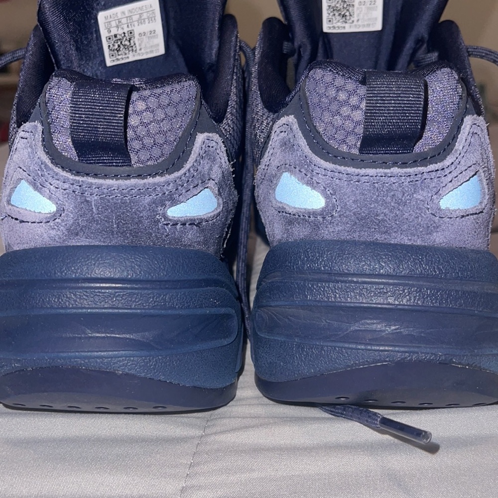 Brand new navy blue Adidas ZX22 BOOST - Picture 2 of 8
